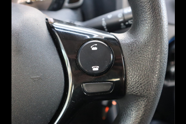 Peugeot 108 1.0 e-VTi Active Airco / Elekramen / Bluetooth / Stuurbekr / All-season banden Voldoende Apk