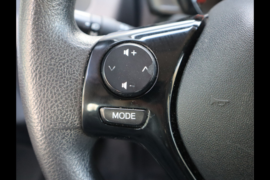 Peugeot 108 1.0 e-VTi Active Airco / Elekramen / Bluetooth / Stuurbekr / All-season banden Voldoende Apk