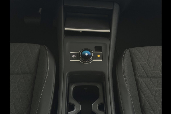 Volkswagen Tiguan 1.5 eTSI 150PK DSG ✅ NIEUWE AUTO✅ TREKHAAK IQ.LED CARPLAY NAVI ELEK.KLEP STOEL/STUUR VERW LED 10/2025 BENZINE ✅Top Auto's Wijchen , 30 Jaar Specialist in Volkswagen  : Alle Type's : R-Line Edition / Style / First Edition / Highline / Life , Zowel PHEV / HEV / MHEV / Benzine ✅
