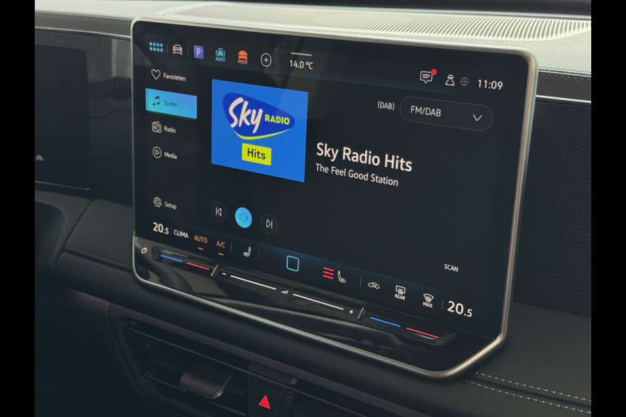 Volkswagen Tiguan 1.5 eTSI 150PK DSG ✅ NIEUWE AUTO✅ TREKHAAK IQ.LED CARPLAY NAVI ELEK.KLEP STOEL/STUUR VERW LED 10/2025 BENZINE ✅Top Auto's Wijchen , 30 Jaar Specialist in Volkswagen  : Alle Type's : R-Line Edition / Style / First Edition / Highline / Life , Zowel PHEV / HEV / MHEV / Benzine ✅