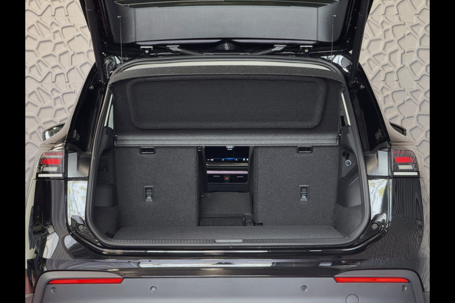 Volkswagen Tiguan 1.5 eTSI 150PK DSG ✅ NIEUWE AUTO✅ TREKHAAK IQ.LED CARPLAY NAVI ELEK.KLEP STOEL/STUUR VERW LED 10/2025 BENZINE ✅Top Auto's Wijchen , 30 Jaar Specialist in Volkswagen  : Alle Type's : R-Line Edition / Style / First Edition / Highline / Life , Zowel PHEV / HEV / MHEV / Benzine ✅