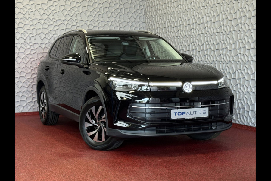Volkswagen Tiguan 1.5 eTSI 150PK DSG ✅ NIEUWE AUTO✅ TREKHAAK IQ.LED CARPLAY NAVI ELEK.KLEP STOEL/STUUR VERW LED 10/2025 BENZINE ✅Top Auto's Wijchen , 30 Jaar Specialist in Volkswagen  : Alle Type's : R-Line Edition / Style / First Edition / Highline / Life , Zowel PHEV / HEV / MHEV / Benzine ✅