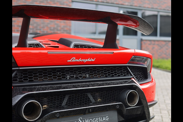 Lamborghini Huracan 5.2 V10 Performante Spyder | Misano Red - Sensonum
