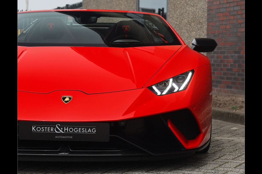 Lamborghini Huracan 5.2 V10 Performante Spyder | Misano Red - Sensonum