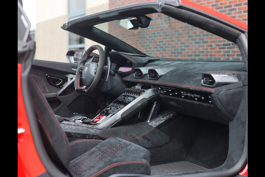Lamborghini Huracan 5.2 V10 Performante Spyder | Misano Red - Sensonum