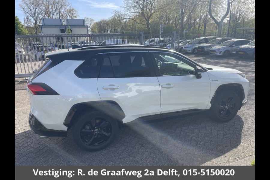 Toyota RAV4 2.5 Hybrid AWD Bi-Tone | 1650 KG trekgewicht | JBL Audio | navigatie | 360° camera | Stuur-/Stoelverwarming | Dodehoek detectie