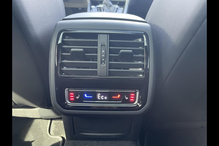 Volkswagen Arteon Shooting Brake 1.4 TSI eHybrid R-Line BINNEN + BUITEN PANO| NAPPALEDER SPORTSTOELEN| ELEK. STOEL MET MEMORY| ELEK. ACHTERKLEP| ACHTERBANK VERWARMD| CAMERA| STOELVERWARMING| CARPLAY| DODE HOEK SENSOR