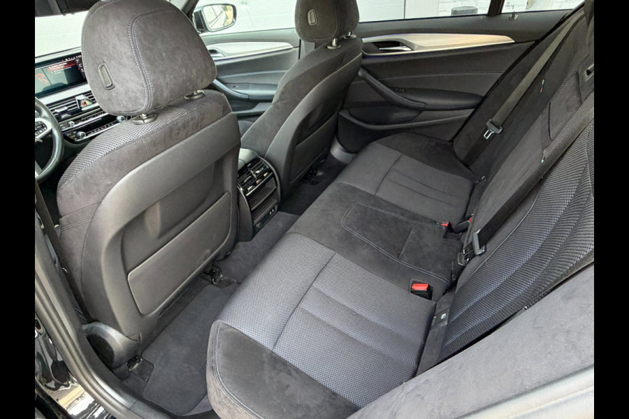 BMW 5 Serie 530e iPerformance High Executive l M-Pakket