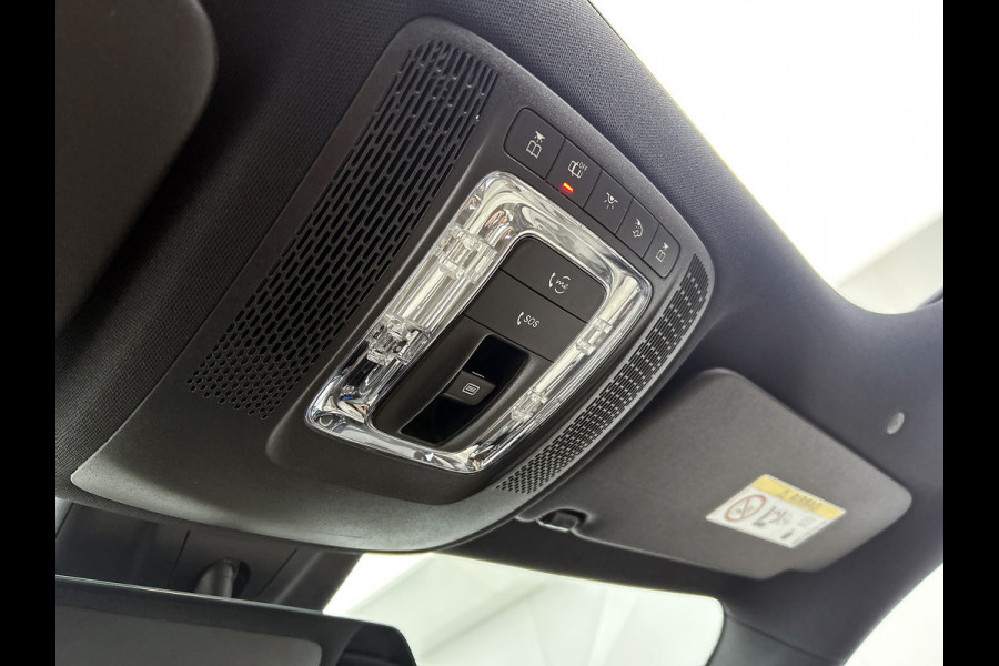 Mercedes-Benz EQA 250 Business Solution Luxury 67 kWh Panoramadak | Lichtmetalen velgen | donkerglas vanaf B style | Navigatie | Parking support | Inclusief 24 maanden MB Certified garantie voor Europa.