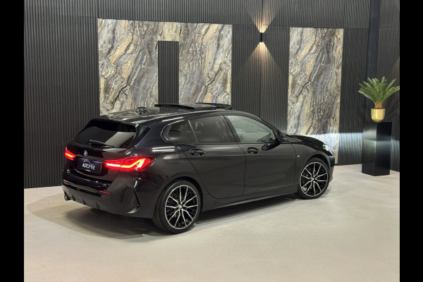 BMW 1-serie 118i M Sport|PANO|SFEER|Harman Kardon|BOMVOL