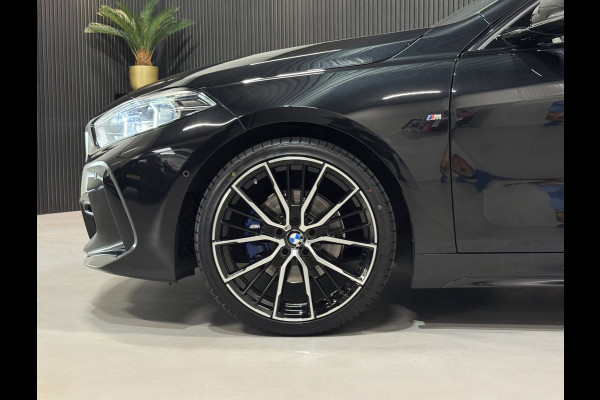 BMW 1-serie 118i M Sport|PANO|SFEER|Harman Kardon|BOMVOL