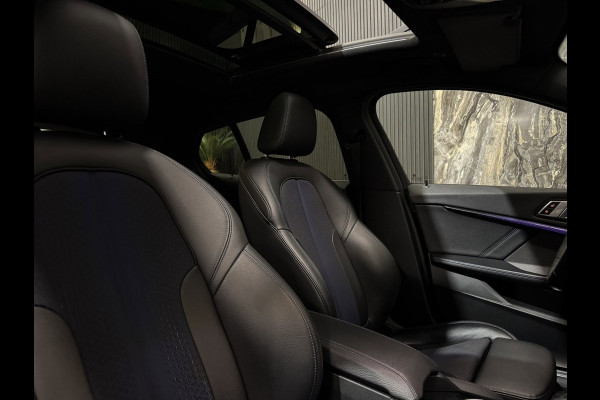 BMW 1-serie 118i M Sport|PANO|SFEER|Harman Kardon|BOMVOL