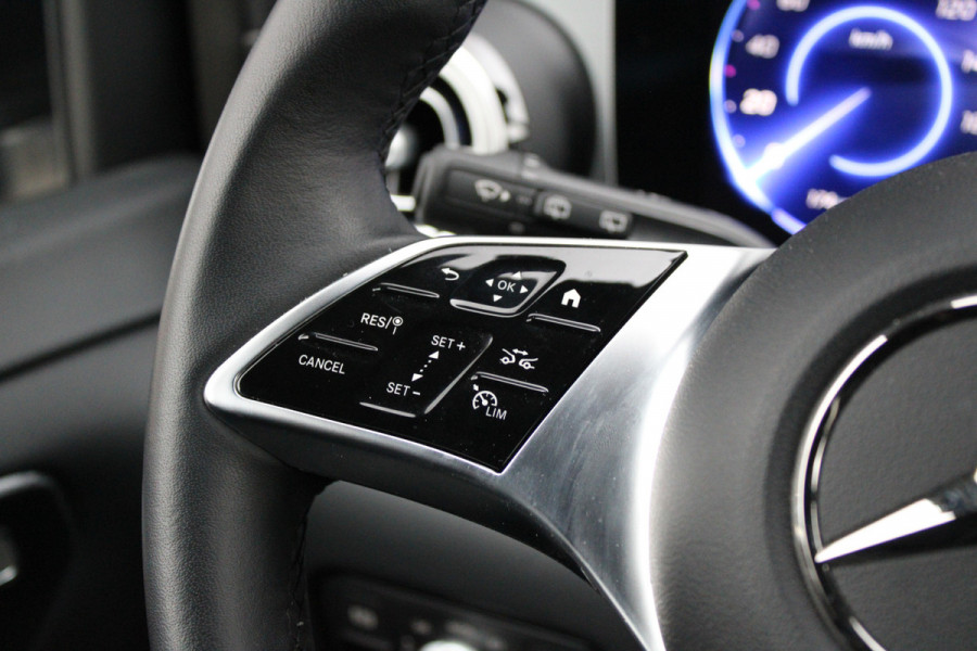 Mercedes-Benz Eqv 300 L2 90kWh 7 Zits - 2x Schuif - 360 Camera - Multibeam - ACC - Stoelverwarming - Elektrische Deuren - Rijklaar