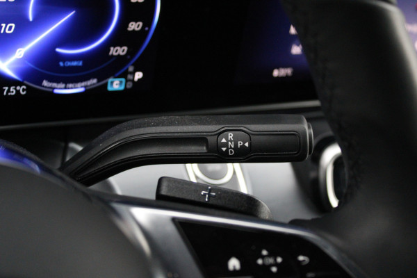 Mercedes-Benz Eqv 300 L2 90kWh 7 Zits - 2x Schuif - 360 Camera - Multibeam - ACC - Stoelverwarming - Elektrische Deuren - Rijklaar