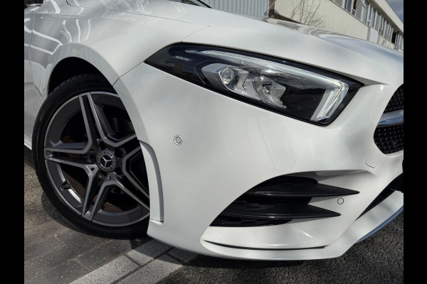 Mercedes-Benz A-Klasse 200 AMG PDC+CAM/LEER/NAVI/AMG18/PANO