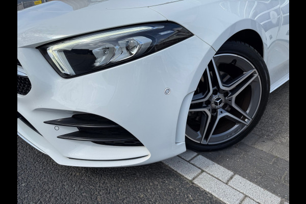 Mercedes-Benz A-Klasse 200 AMG PDC+CAM/LEER/NAVI/AMG18/PANO