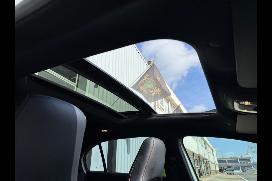 Mercedes-Benz A-Klasse 200 AMG PDC+CAM/LEER/NAVI/AMG18/PANO