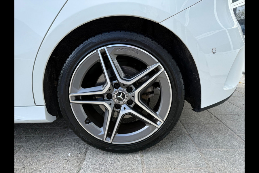 Mercedes-Benz A-Klasse 200 AMG PDC+CAM/LEER/NAVI/AMG18/PANO