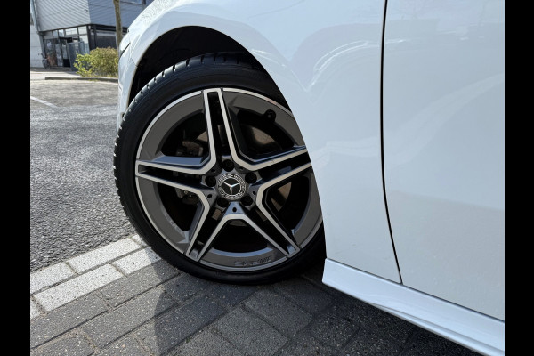 Mercedes-Benz A-Klasse 200 AMG PDC+CAM/LEER/NAVI/AMG18/PANO