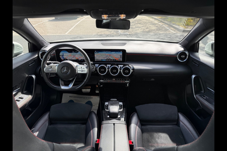 Mercedes-Benz A-Klasse 200 AMG PDC+CAM/LEER/NAVI/AMG18/PANO