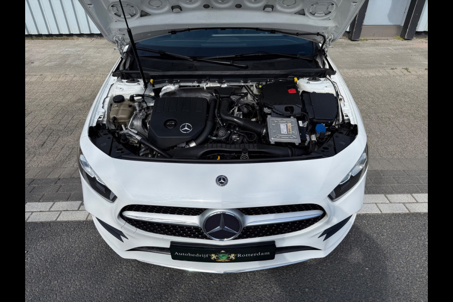 Mercedes-Benz A-Klasse 200 AMG PDC+CAM/LEER/NAVI/AMG18/PANO