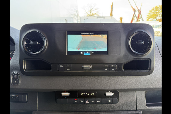 Mercedes-Benz Sprinter 317 1.9 CDI Automaat L3H2 Trekhaak 3.5t Climate Control Cruise Control Carplay Camera