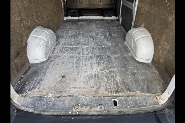 Volkswagen Crafter 2.0 TDI 140 PK Imperiaal Glasresteel Glastransporter L3H3 Camera Carplay Airco Cruise control Glaszetter