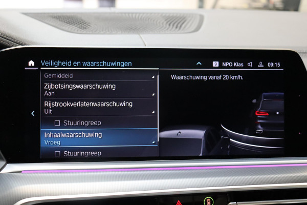 BMW X5 xDrive45e High Executive M Sport Pakket Automaat / Live Cockpit Professional / Head-Up Display / Driving Assistant Professional / Warmtecomfortpakket / Stoelventilatie / Luchtvering / 22 Inch / Panoramadak / M Sportremsysteem / Adaptieve LED-koplamp / Comfortstoelen / Shadow Line