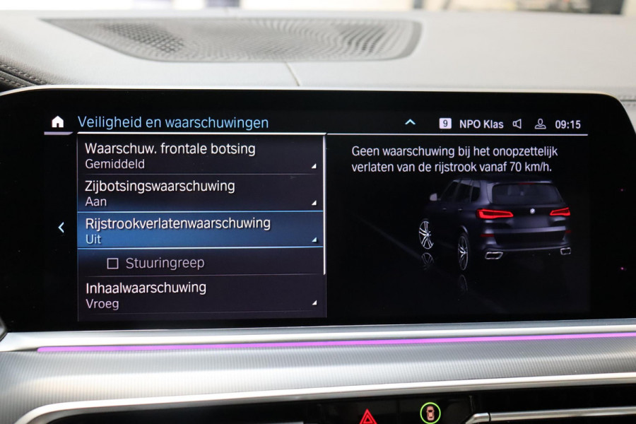 BMW X5 xDrive45e High Executive M Sport Pakket Automaat / Live Cockpit Professional / Head-Up Display / Driving Assistant Professional / Warmtecomfortpakket / Stoelventilatie / Luchtvering / 22 Inch / Panoramadak / M Sportremsysteem / Adaptieve LED-koplamp / Comfortstoelen / Shadow Line