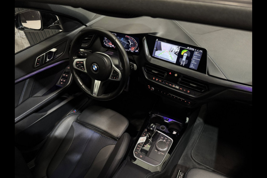 BMW 1-serie 118i M Sport|PANO|135M Pack|VIRTUAL|SFEER||BOMVOL