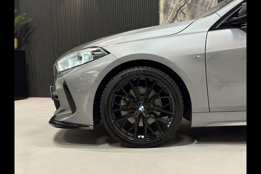 BMW 1-serie 118i M Sport|PANO|135M Pack|VIRTUAL|SFEER||BOMVOL