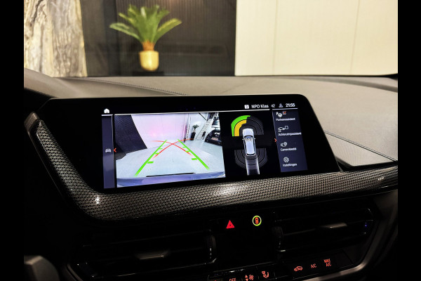 BMW 1-serie 118i M Sport|PANO|135M Pack|VIRTUAL|SFEER||BOMVOL