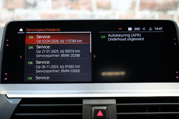 BMW X3 xDrive20i High Executive M Sport Pakket Automaat / Live Cockpit Professional / Driving Assistant Plus / Trekhaak / Adaptieve LED-koplamp / Leder / Hifi / 20 Inch / Stoelverwarming / Achteruitrijcamera / Extra Getint Glas / Shadow Line / DAB / Geluidsisolerende Ruiten