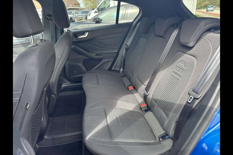 Ford Focus 1.0 EcoBoost Active Business 125pk Trekhaak | Adaptieve Cruise | Winterpack | Digitale cockpit | 18 inch velgen | B&O Audio