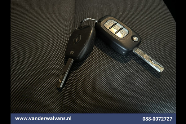 Renault Master 2.3 dCi 136pk L3H2 Euro6 Airco | Camera | Navigatie | LED | Cruisecontrol | 2500kg Trekhaak Parkeersensoren