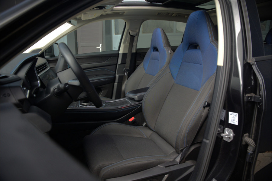 Lynk & Co 01 1.5 | Panoramadak | Stoelverwarming | Keyless | Apple Carplay | Adaptive Cruise Control | Infinity | Navigatie | Camera | Parkeersensoren