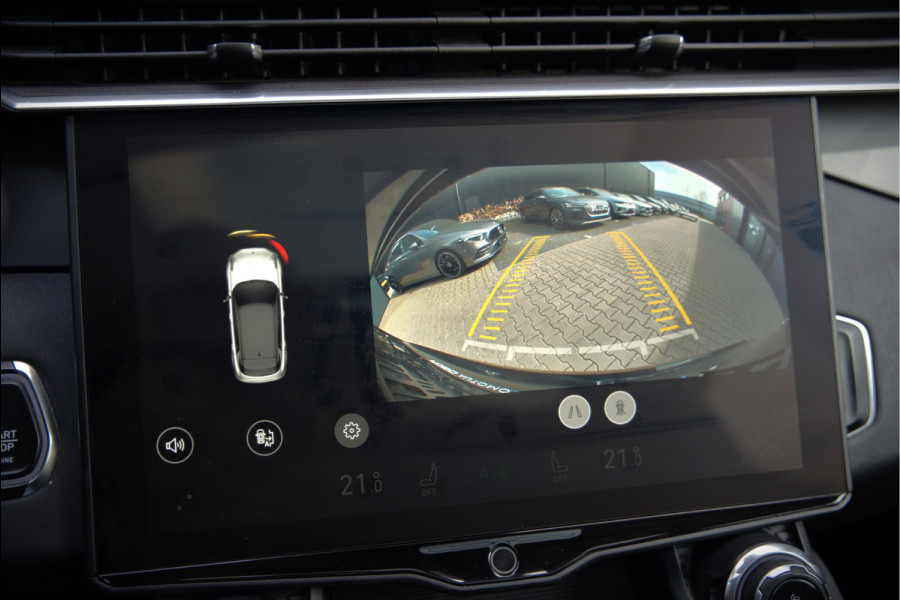 Lynk & Co 01 1.5 | Panoramadak | Stoelverwarming | Keyless | Apple Carplay | Adaptive Cruise Control | Infinity | Navigatie | Camera | Parkeersensoren