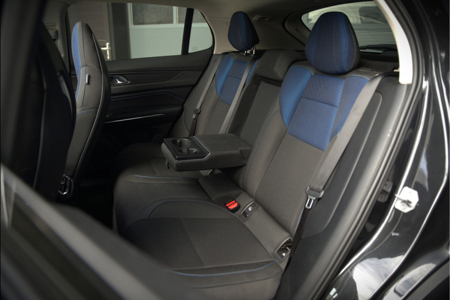 Lynk & Co 01 1.5 | Panoramadak | Stoelverwarming | Keyless | Apple Carplay | Adaptive Cruise Control | Infinity | Navigatie | Camera | Parkeersensoren