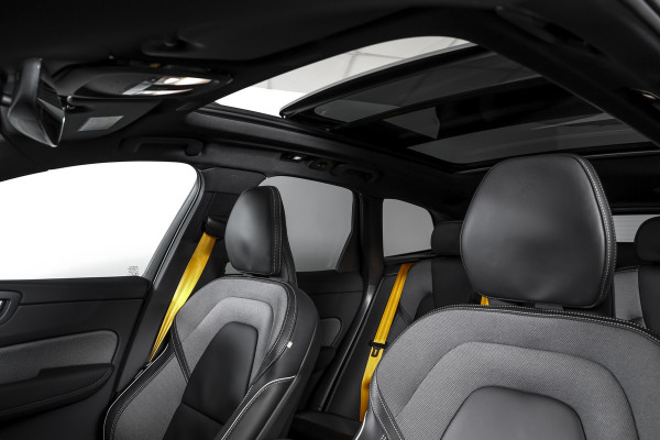 Volvo XC60 2.0 T8 Plug-in-hybrid AWD Polestar Engineered - Facelift MY26 | S/K-Panodak | Harman/Kardon | 360 Camera | Dig.Cockpit | Adapt.Cruise | Stoel+-Stuurverw. | Elek. stoelen | NAV + App.Connect | ECC | LM 21" | 4735