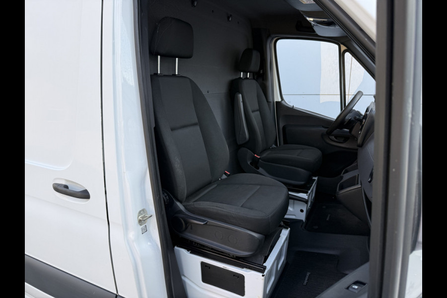 Mercedes-Benz Sprinter 317 1.9 CDI Automaat L3H2 Trekhaak 3.5t Climate Control Cruise Control Carplay Camera