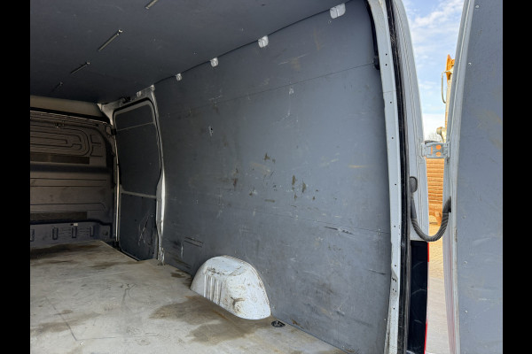 Mercedes-Benz Sprinter 317 1.9 CDI Automaat L3H2 Trekhaak 3.5t Climate Control Cruise Control Carplay Camera