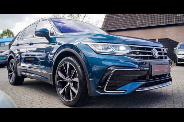 Volkswagen Tiguan 1.5 TSI R-line | FACELIFT Model 2021 | IQ Light | Stuurwielverwarming | 360 Camera| Achterbankverwarming |