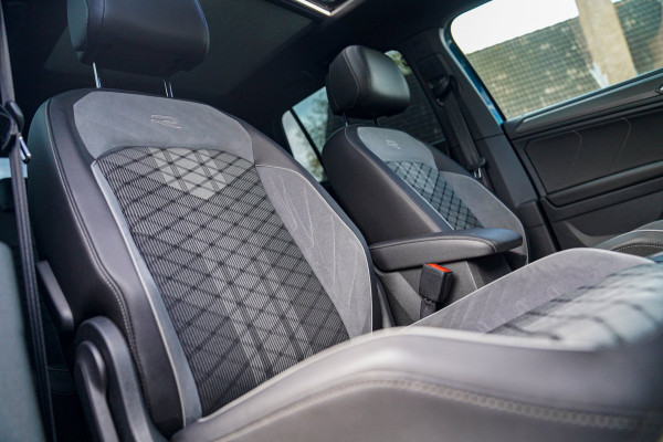 Volkswagen Tiguan 1.5 TSI R-line | FACELIFT Model 2021 | IQ Light | Stuurwielverwarming | 360 Camera| Achterbankverwarming |