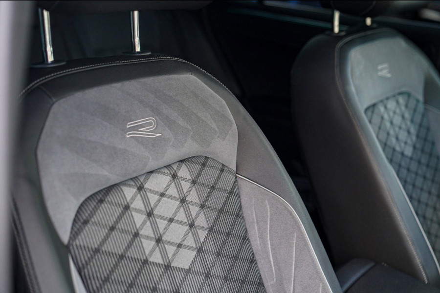 Volkswagen Tiguan 1.5 TSI R-line | FACELIFT Model 2021 | IQ Light | Stuurwielverwarming | 360 Camera| Achterbankverwarming |