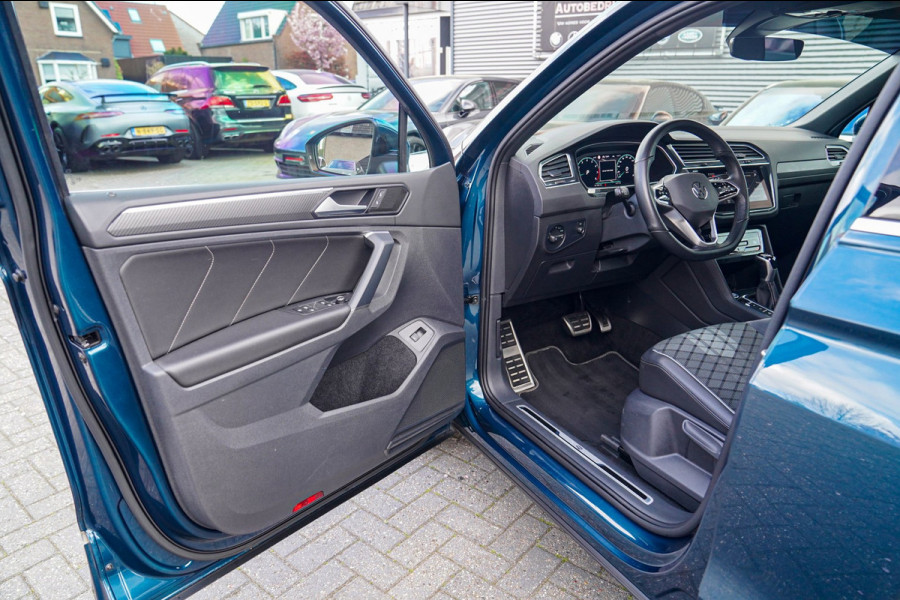 Volkswagen Tiguan 1.5 TSI R-line | FACELIFT Model 2021 | IQ Light | Stuurwielverwarming | 360 Camera| Achterbankverwarming |