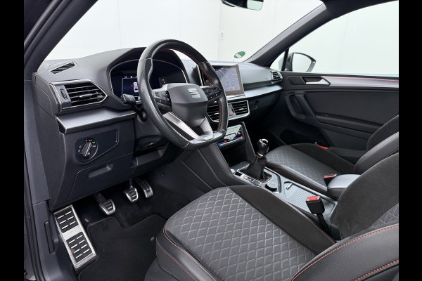 Seat Tarraco 1.5TSI FR Trekhaak Navi Adap.Cruise 360°Camera Elek.Stoel+Memory Ecc Apple Carplay Android Auto Business Intense Licht-/regensensor Lmv Led Isofix DAB Keyless Dodehoek detector Rijstrooksensor 1.800KG Trekgewicht 1e Eigenaar Dealeronderhouden Origineel Nederlandse Auto