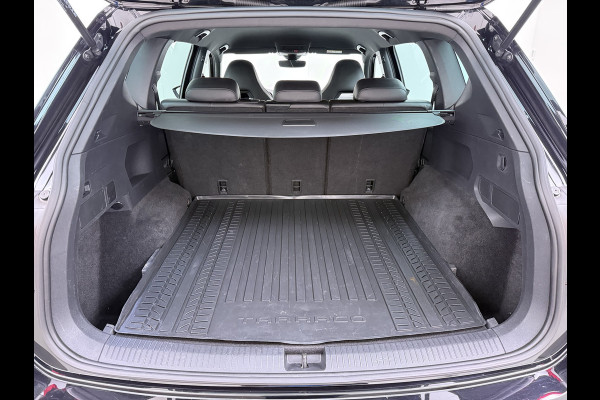 Seat Tarraco 1.5TSI FR Trekhaak Navi Adap.Cruise 360°Camera Elek.Stoel+Memory Ecc Apple Carplay Android Auto Business Intense Licht-/regensensor Lmv Led Isofix DAB Keyless Dodehoek detector Rijstrooksensor 1.800KG Trekgewicht 1e Eigenaar Dealeronderhouden Origineel Nederlandse Auto