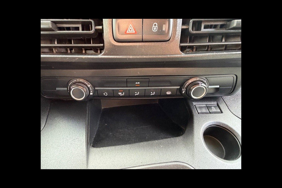 Peugeot Partner 1.6 BlueHDI Pro AIRCO I TREKHAAK I LAGE KILOMETERS I RONDOM KLEINE DEUKJES/KRASJES