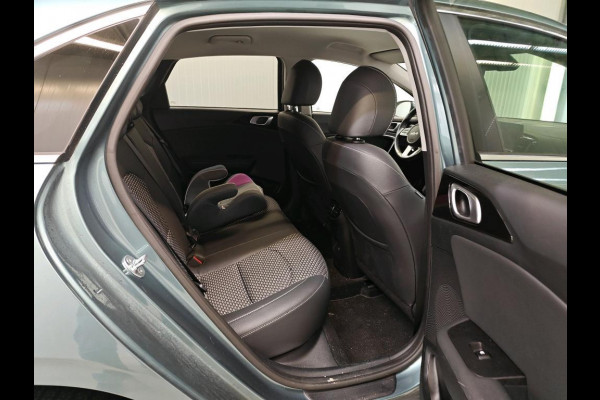 Kia Ceed 1.5 T-GDi DynamicPlusLine | 28000 KM | 140 PK | Virtual Cockpit | Navigatie | Stuurwielverwarming