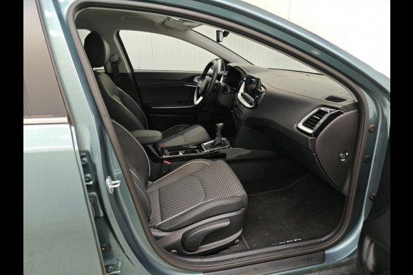 Kia Ceed 1.5 T-GDi DynamicPlusLine | 28000 KM | 140 PK | Virtual Cockpit | Navigatie | Stuurwielverwarming